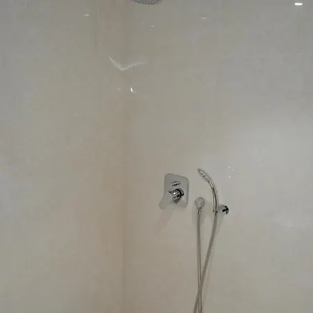 Hotel Tyulenovo 酒店 3*