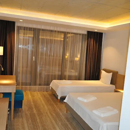 Hotel Tyulenovo 酒店 3*